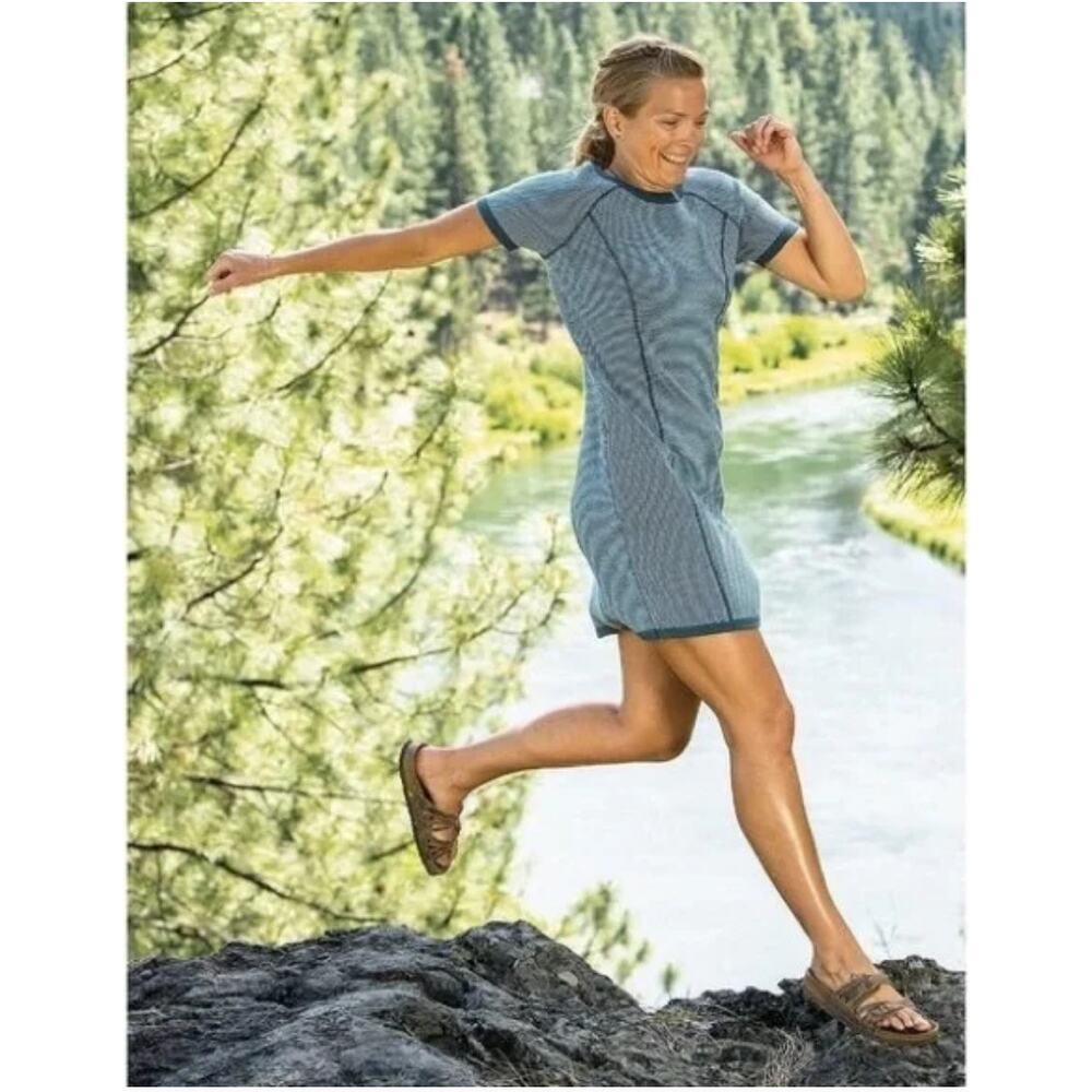 Title Nine Blue Improv Short Sleeve Sweater Dress